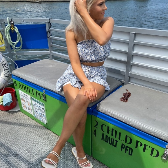 2 piece floral set - Picture 1 of 2